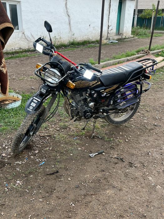 Suzuki gsx 200cc