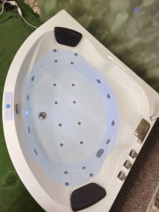 *Spa* Хидромасажна Вана за Двама с Подгрев до 45° 1.40 х 1.40