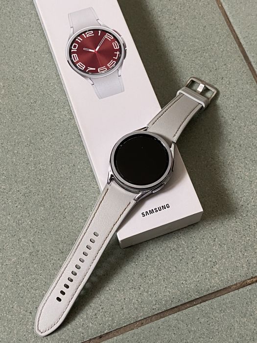 Samsung galaxy watch 6 classic часы