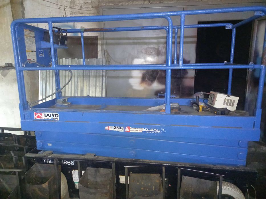 Ножничные подъёмники ( самоходные)