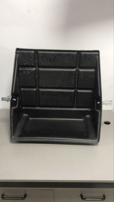 Крышка АКБ Камаз