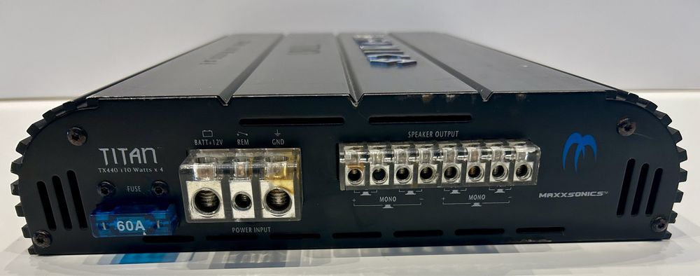 Vând amplificator statie auto Hifonics Titan TX440