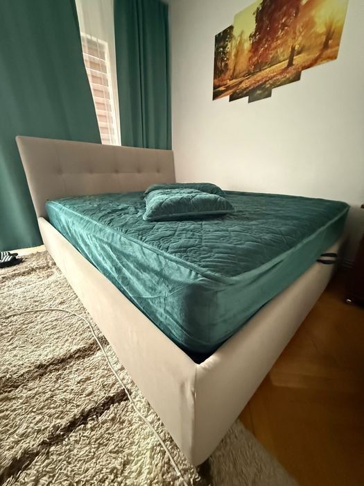 pat tapitat cu saltea, somiera lada de depozitare