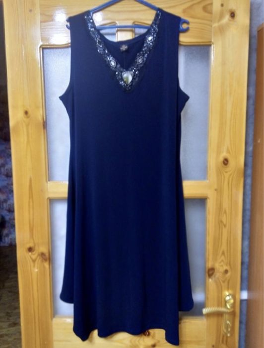 Нарядное платье