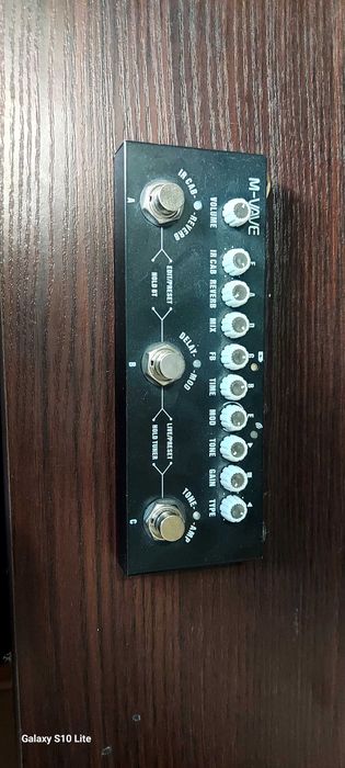 M-VAVE  CUBE BABY гитарый процессор