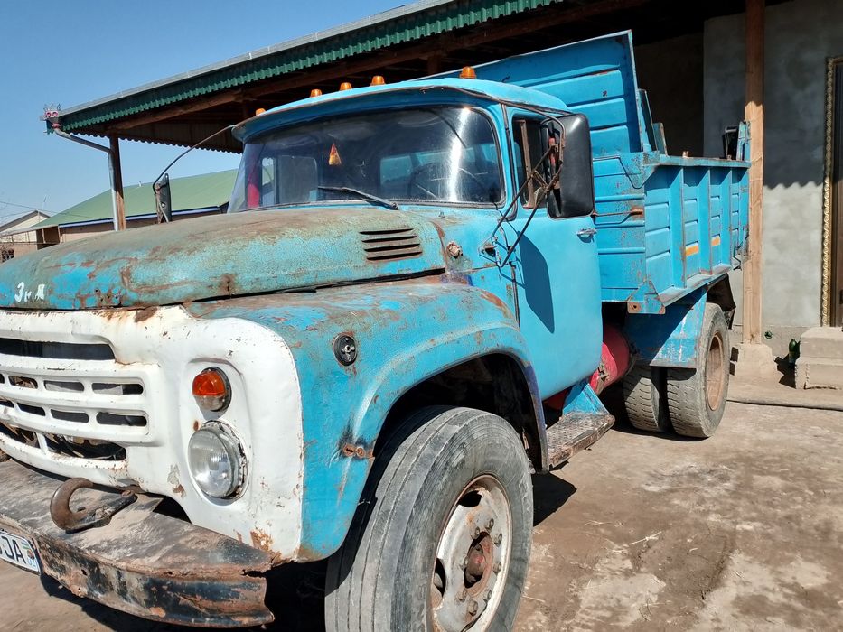 Zil moshina samasuval