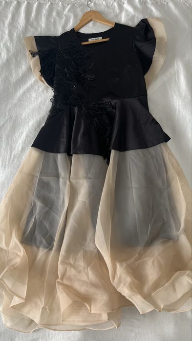 Платье вечернее