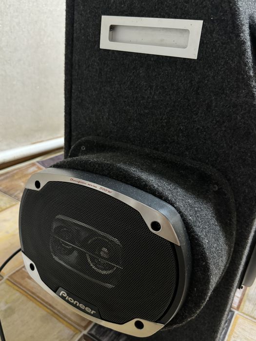 Музыкальный центр