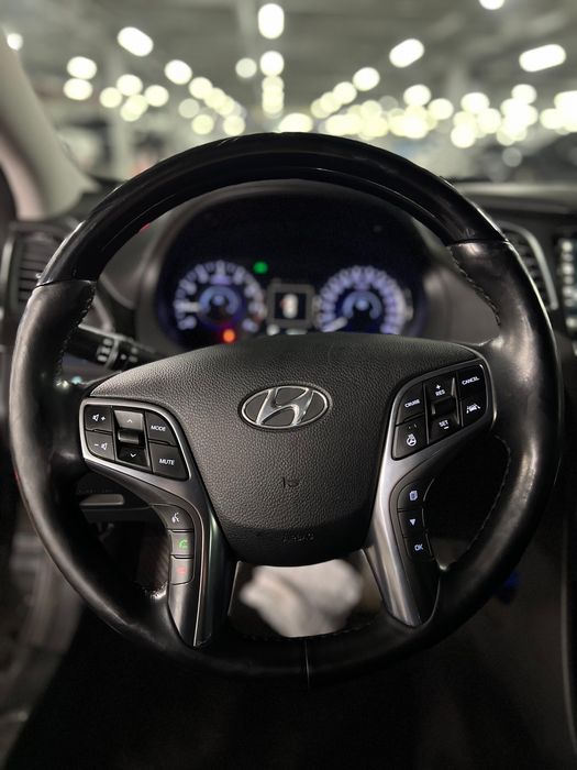 Продам Hyundai Grandeur 2015