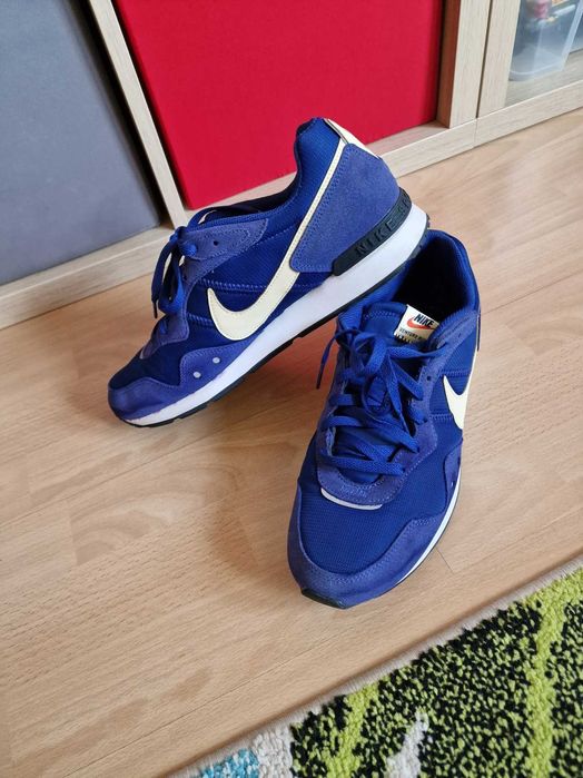 Nike, Спортни обувки Venture Runner с велур, Кралско Синьо (номер 45)
