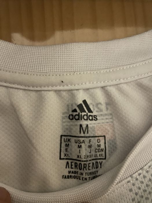 Тениска на Besiktas 2022/2023г. Официална домашна фланелка