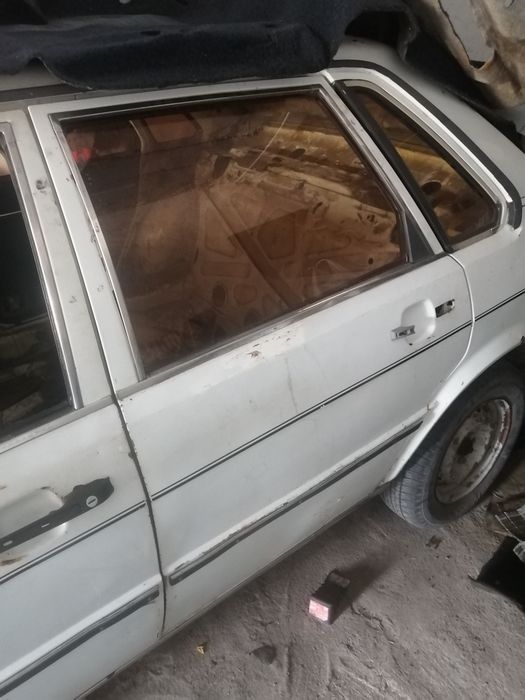 Запчасти audi 80 b2
