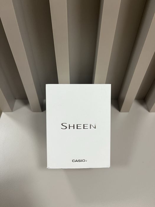 Часовник Casio Sheen