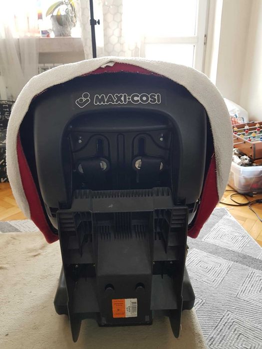 Maxi cosi 2 детски столчета от 9 до 36 кг.
