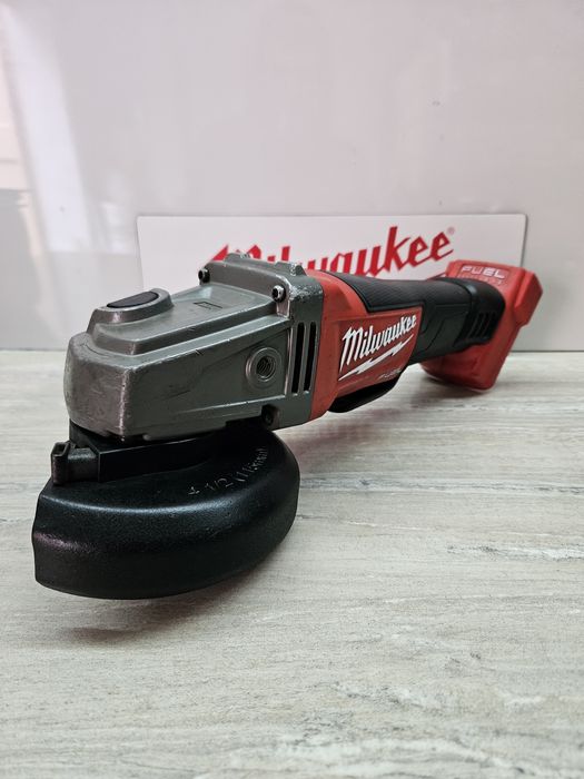 Milwaukee Ъглошлайф M18CAG115XPD 18V.