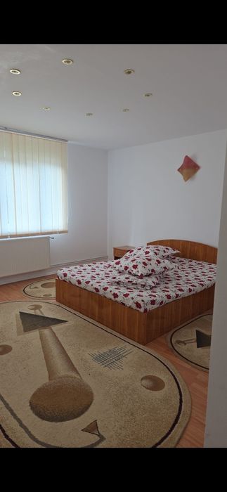 Închiriez Vila Bran (Șimon)