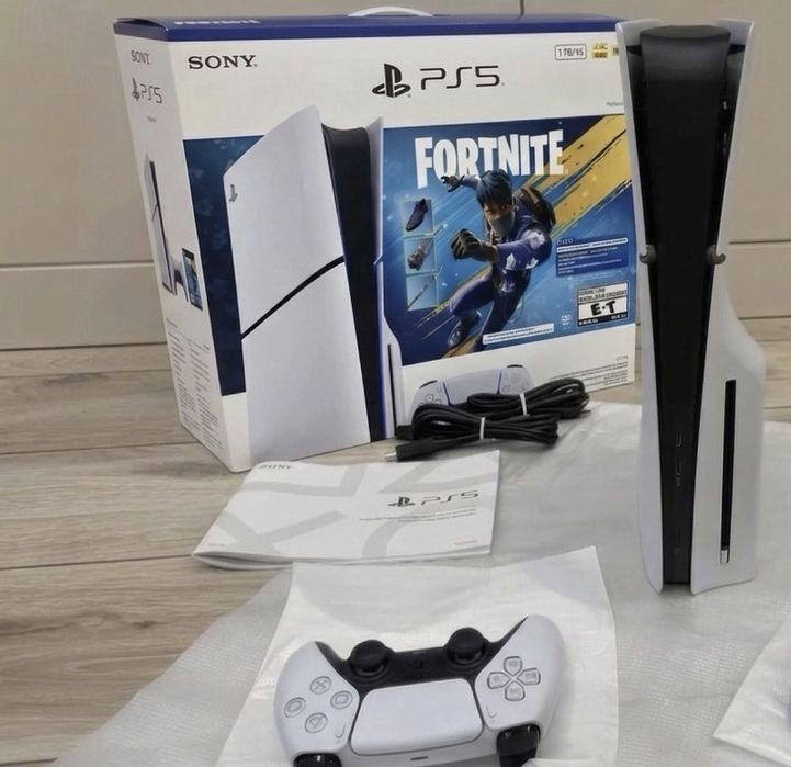 PlayStation 5 Slim (с дисководом)