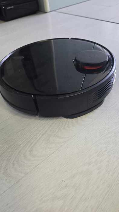 Продам робот пылесос