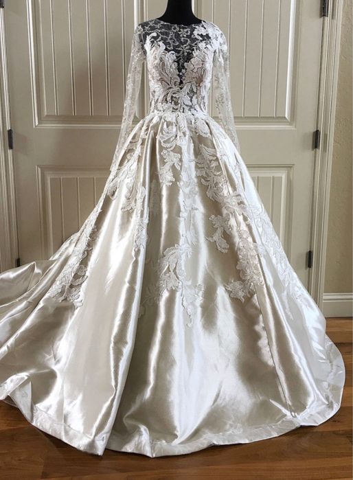 Vând rochie de mireasă