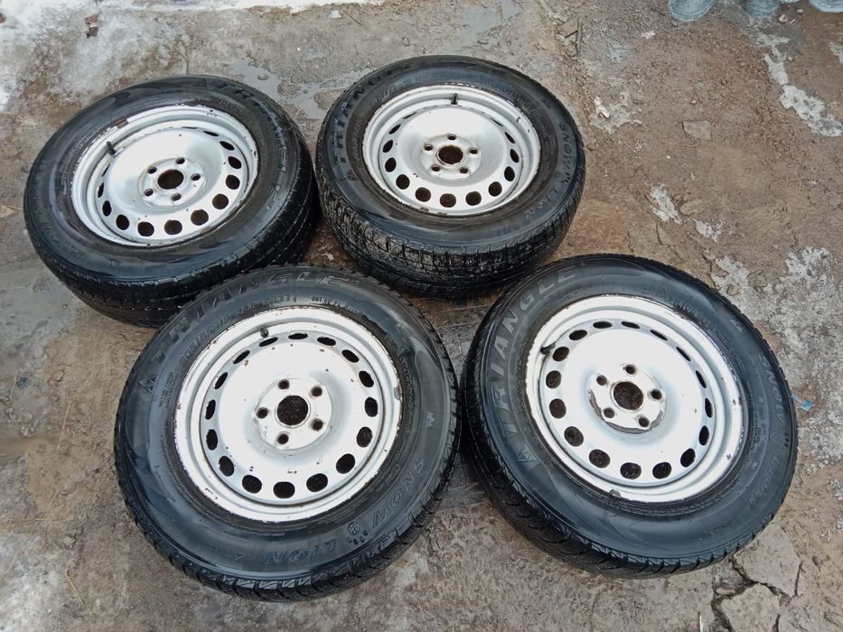 Продаю шины с дисками