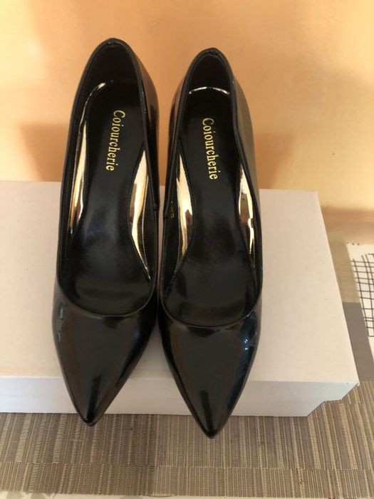 Черни токчета 38 номер