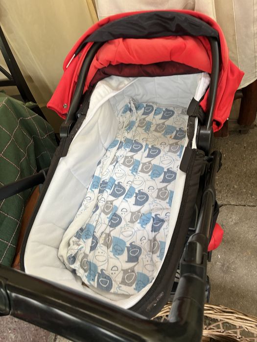 Caruciir bebe bine pastrat