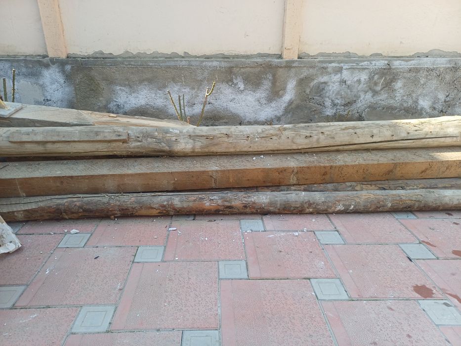 Балки стропилы состояние отличное