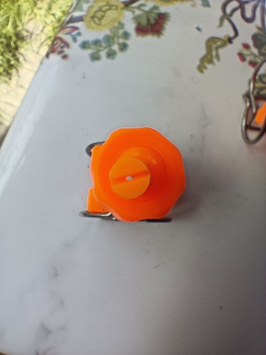 Форсунка для дорожного катка и обработки