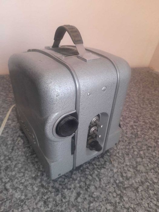 Кинопроектор Луч 2 , б\у в рабочем состоянии
