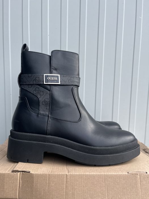 Дамски боти Guess номер 40