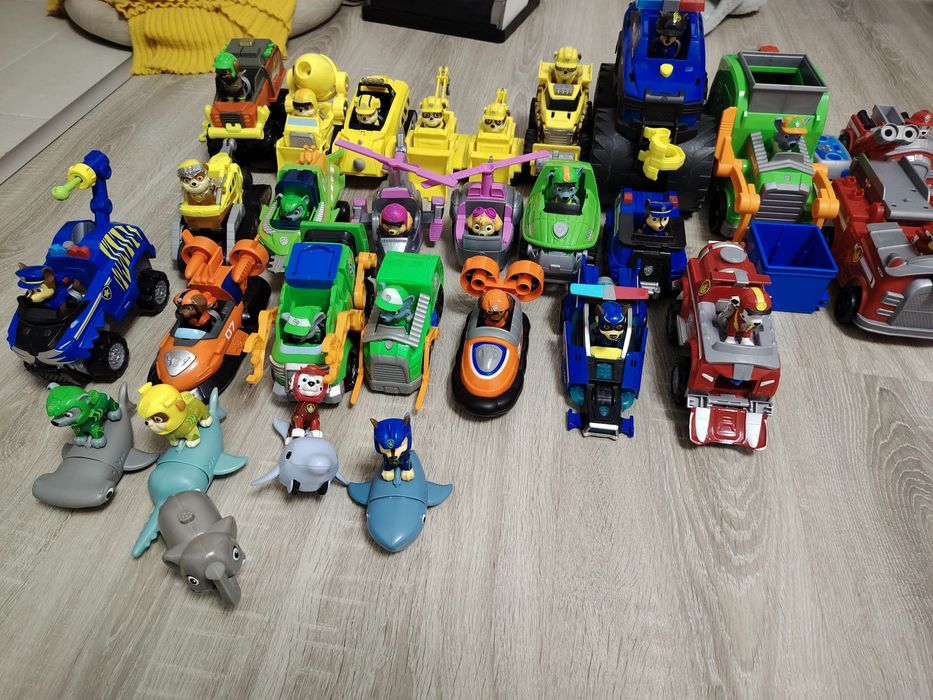 Vând lot paw patrol