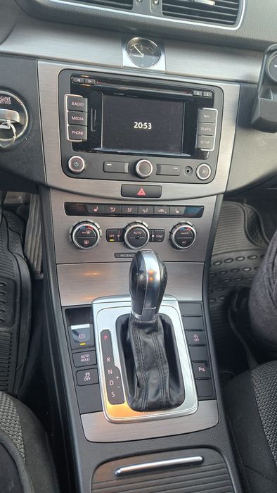 VOLKSWAGEN Passat 2013 — imagine 3