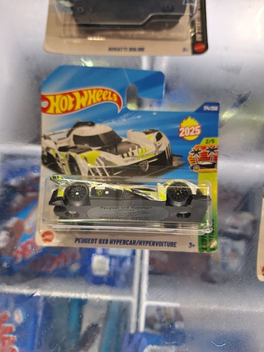 Hot wheels kolichki