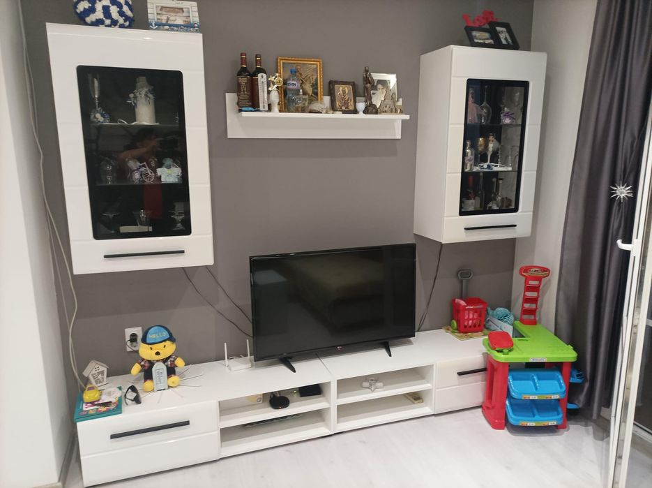 Дава се под наем Двустаен апартамент в Пловдив, Тракия - 58 кв.м за 400 € - Снимка #1