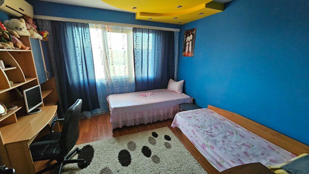 Продава се Тристаен апартамент в Разград, Орел - 76 кв.м за 1074 €/кв.м - Снимка #3