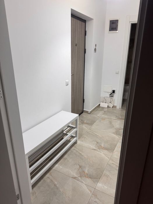 Inchiriez apartament cu 2 camere!