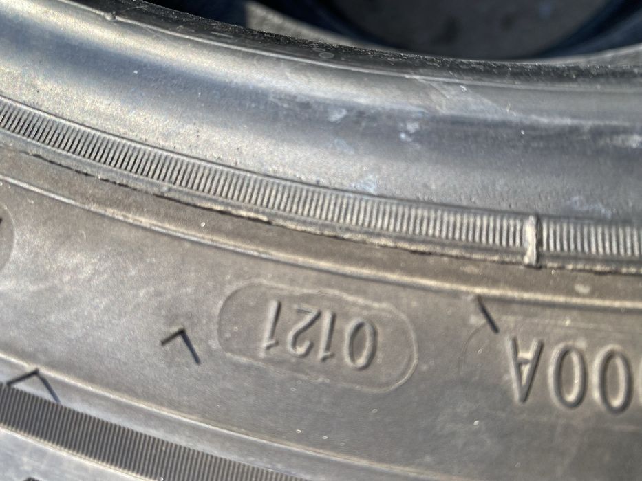 Шины 225/60/18 пара бу
