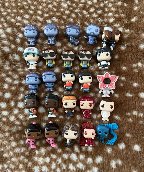 Stranger Things Kinder Joy Фигурки