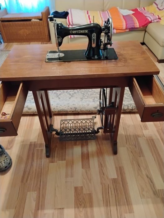 Mașina cusut gritzner