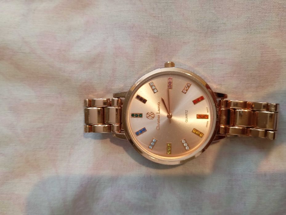 Дамски часовник идеален подарък