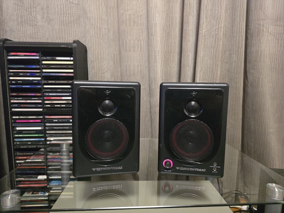 Cerwin-Vega XD3 – Monitoare active de studio / Hi-Fi 2.0