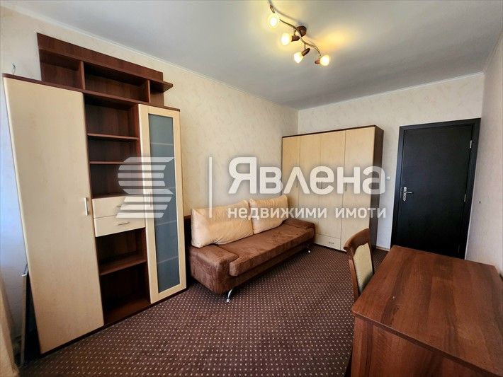 Продава се Тристаен апартамент в Варна, Виница - 120 кв.м за 1542 €/кв.м - Снимка #5