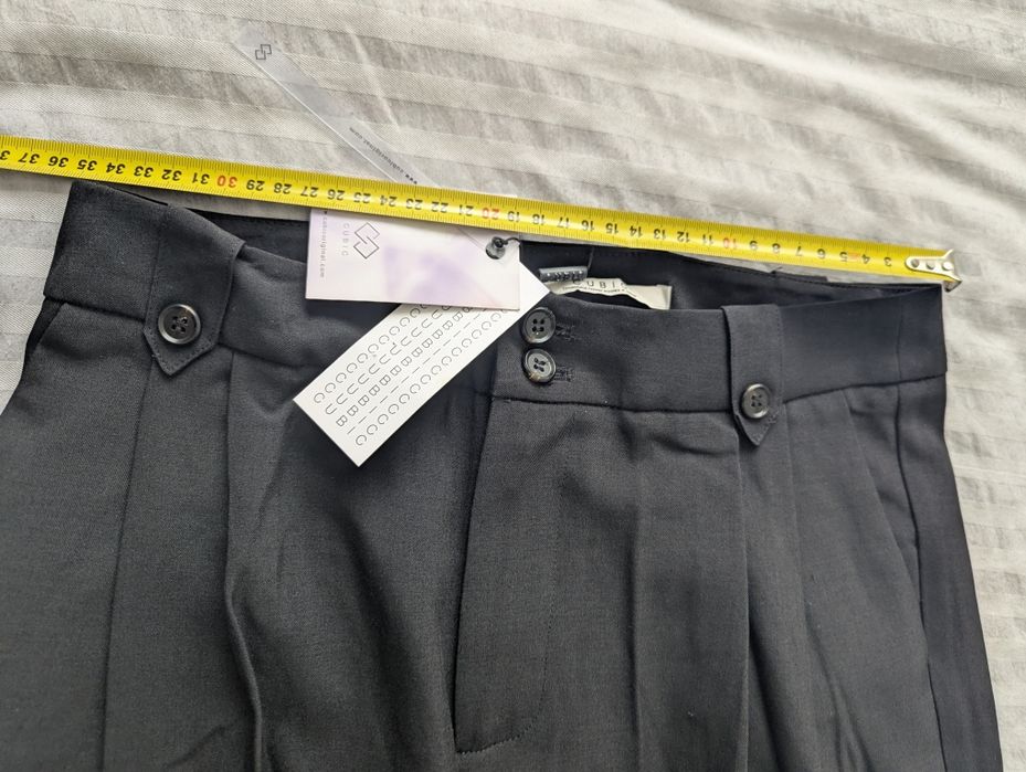Pantaloni noi mărimea 12 Cubic doamne domnișoare
