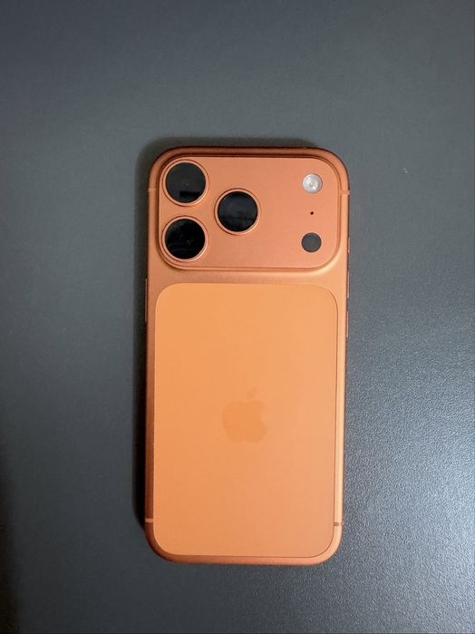 Продам Iphone 17 Pro