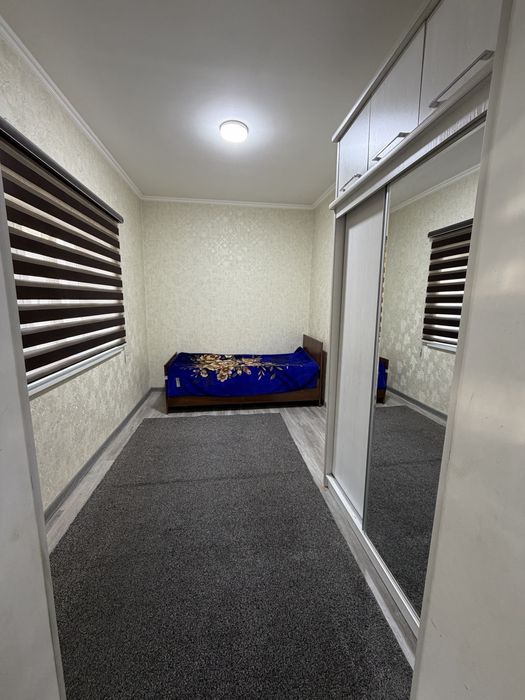 Срочно ховли сотилади  Северный Вокзал оркаси.