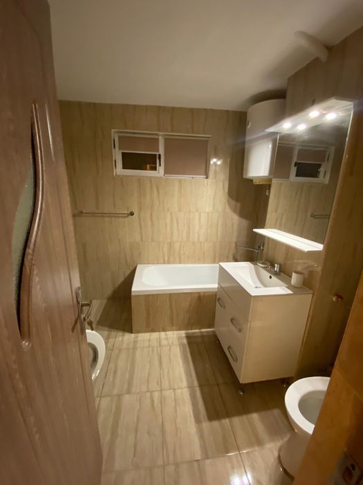 Inchiriez apartament 2 camere