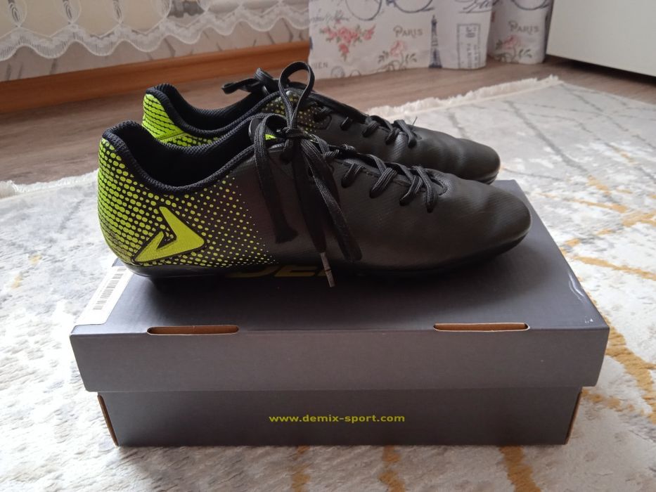 Сапоги,кроссовки и др(смотрите фото)