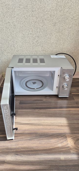 Микроволновка "beko"