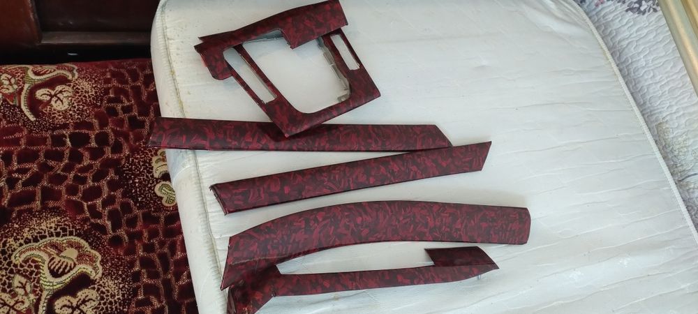Vind ria e46  Set banchetă spate 150 Ron și fetele de portiera 100 Ron