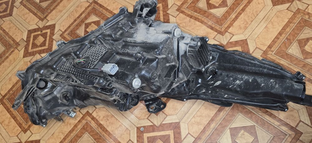 Фары тойота хайлендер